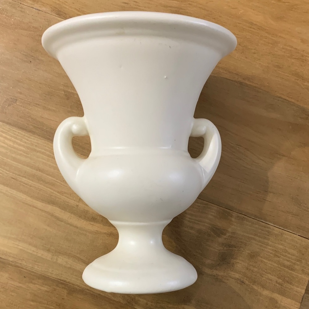 Vintage Haeger Handled Grecian Urn Elegant Cream Pottery Vase